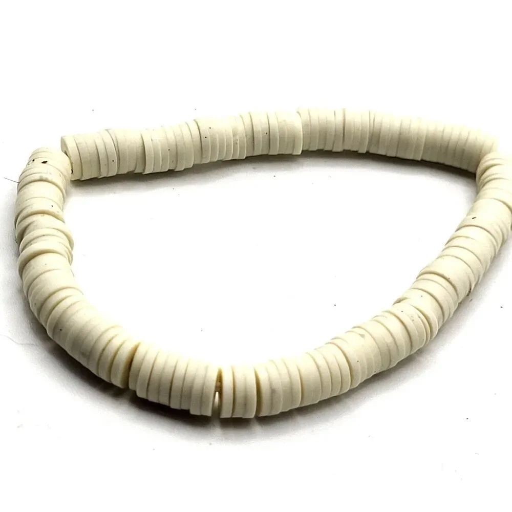 Hawaiian Puka Style Cream Stretchy Bracelet 7in